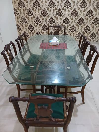 6 CHAIR DINNING TABLE