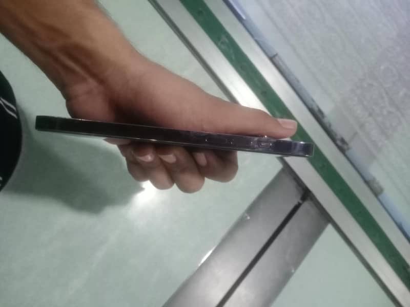 Apple iPhone 14 Pro Max 2