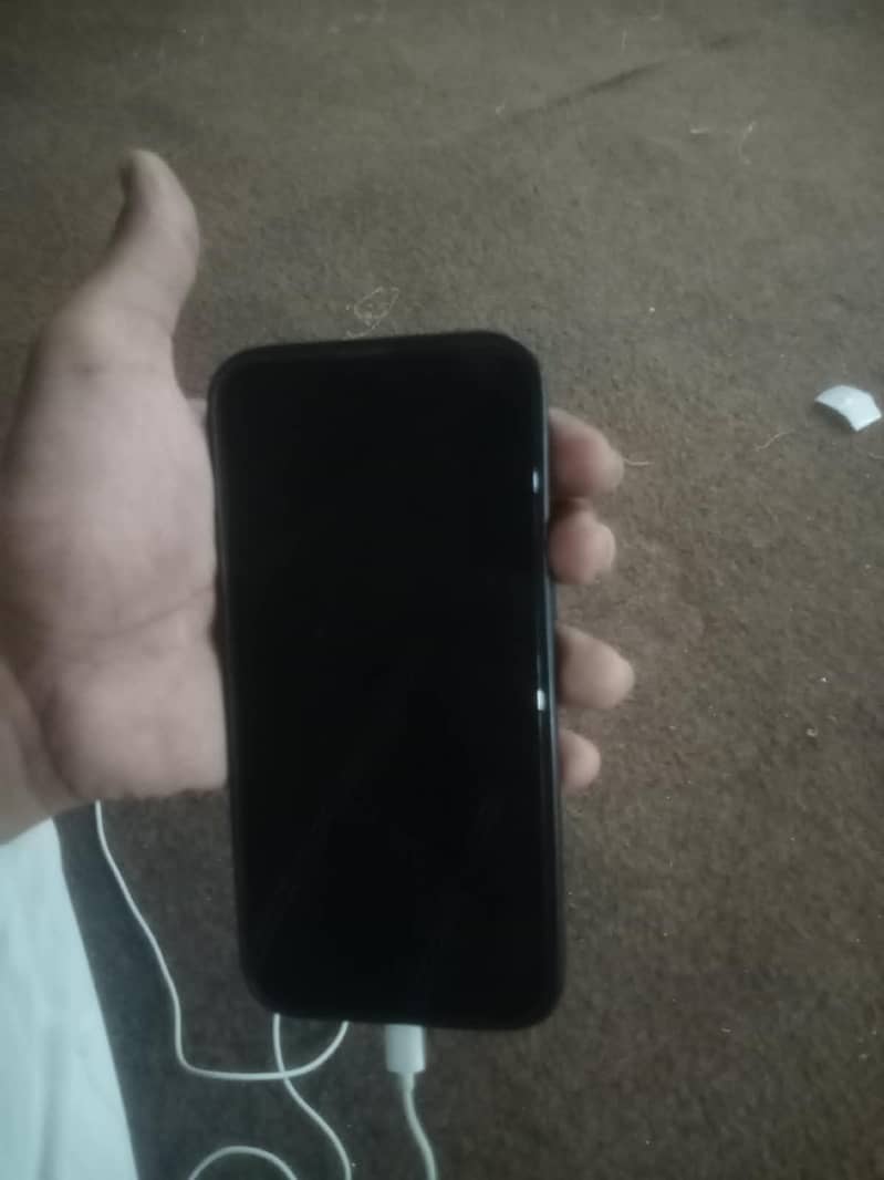 Apple iPhone 14 Pro Max 3