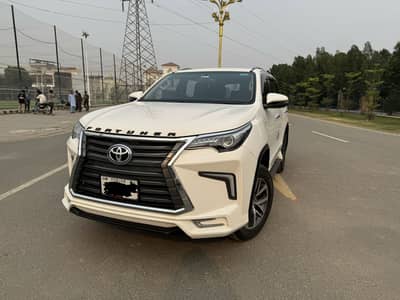 Toyota Fortuner V 2020