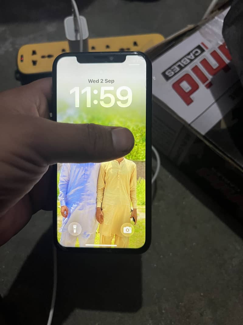 Apple iPhone 11 Pro 6