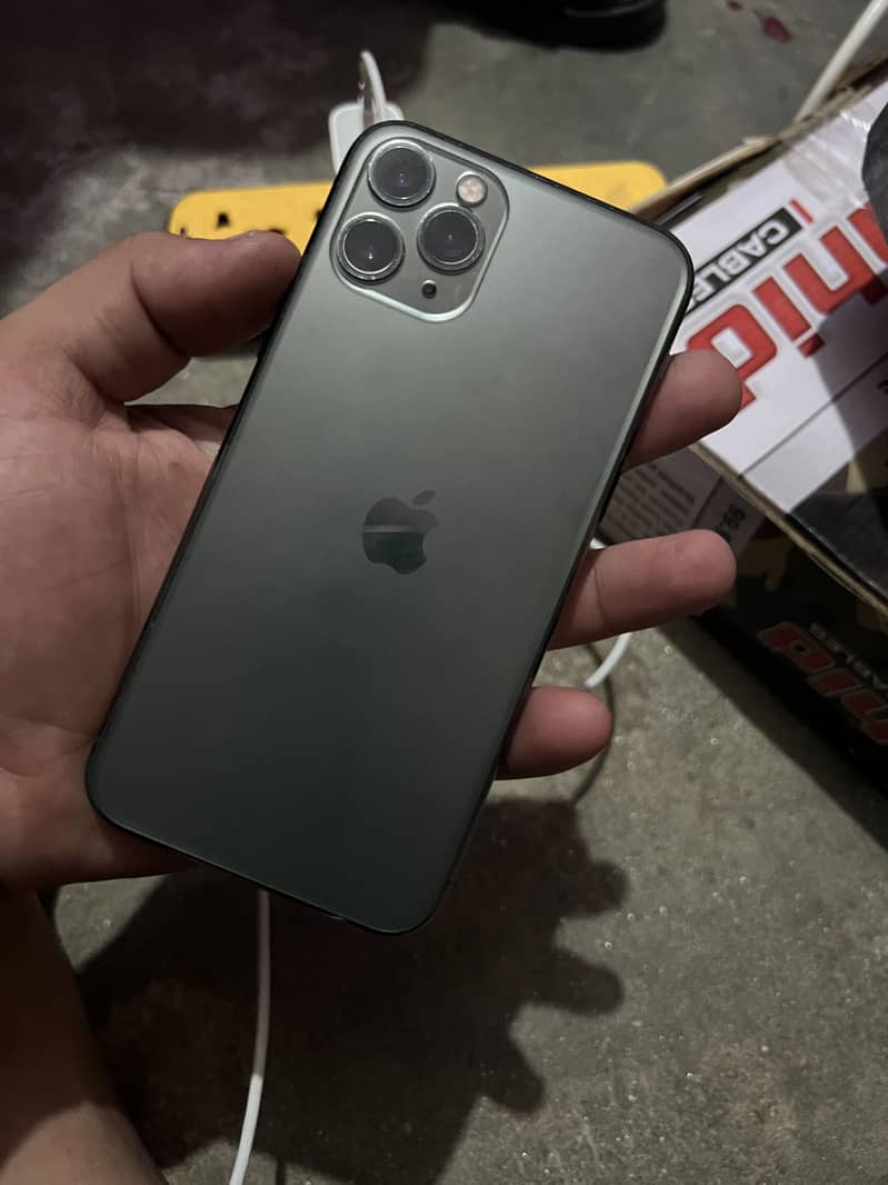 Apple iPhone 11 Pro 8