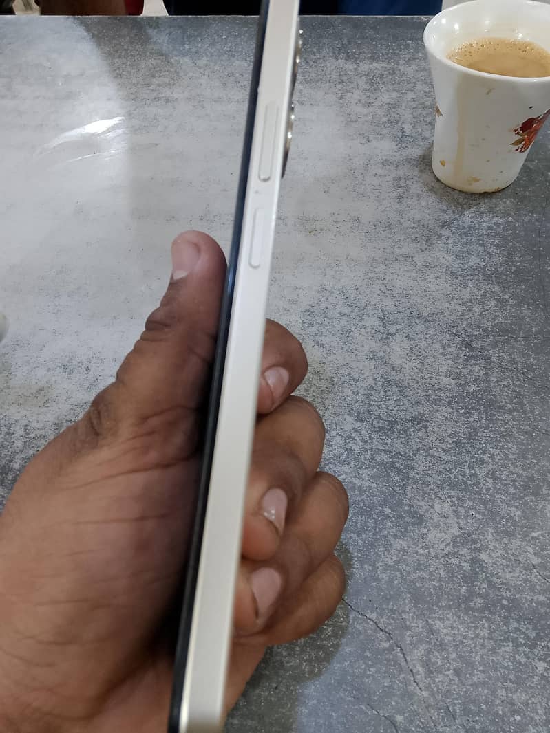 Realme Note 60 1