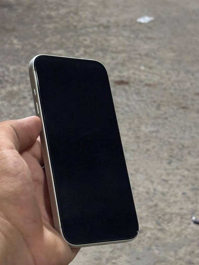 Apple iPhone 17 Pro Max 2