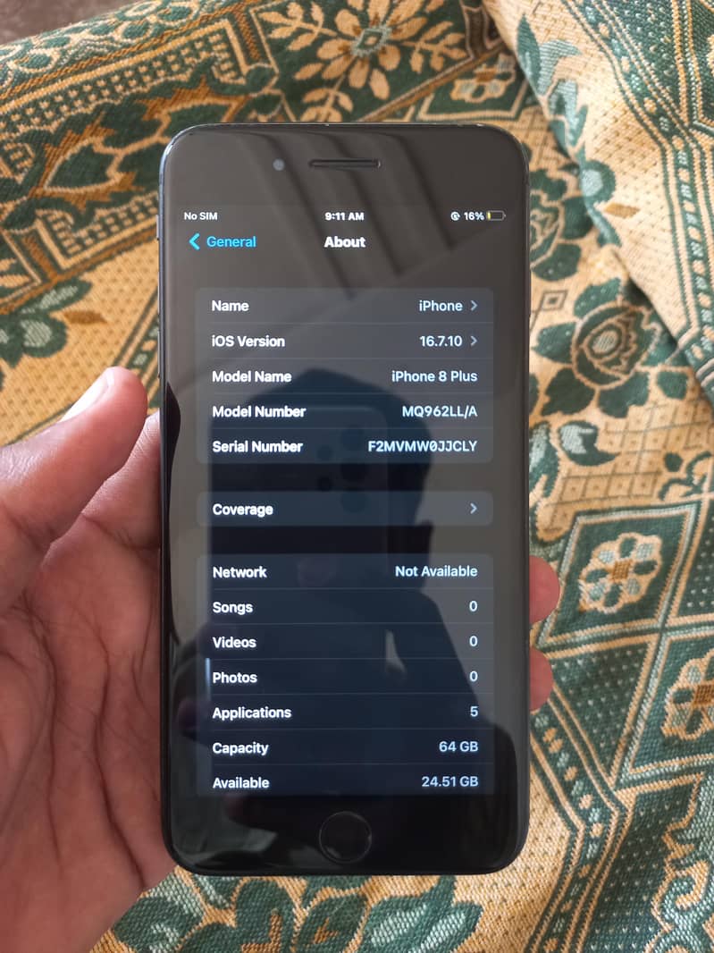 Apple iPhone 8 Plus 6