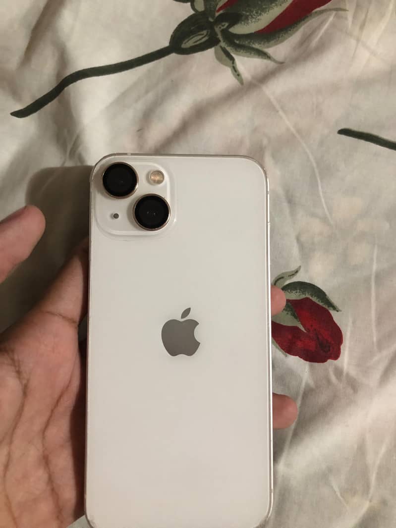 Apple iPhone 13 2