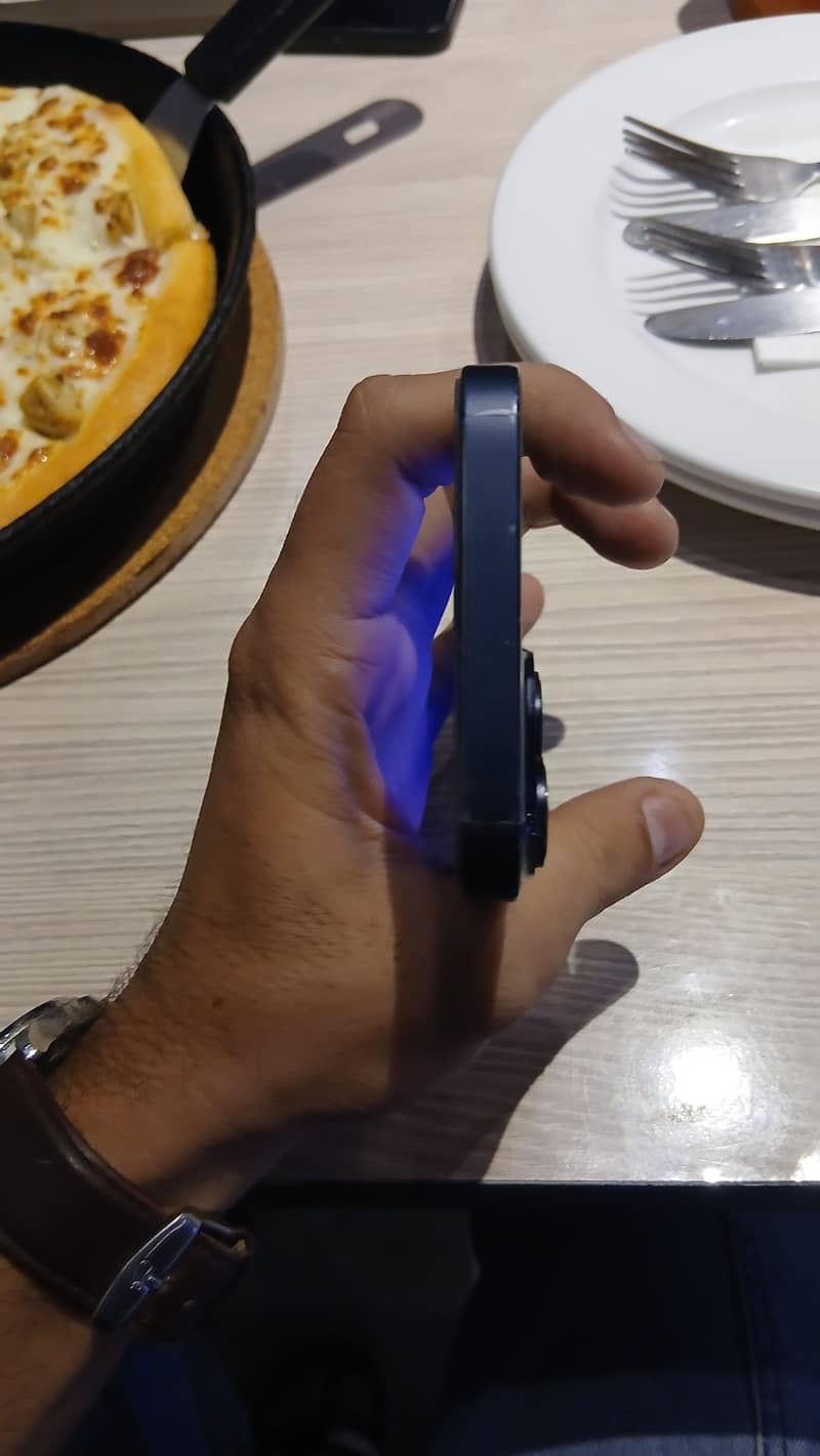 Apple iPhone 14 5