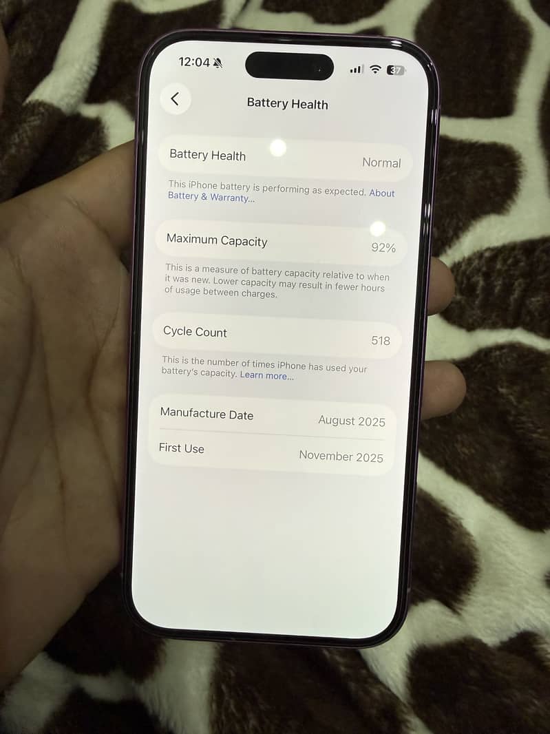 Apple iPhone 16 6