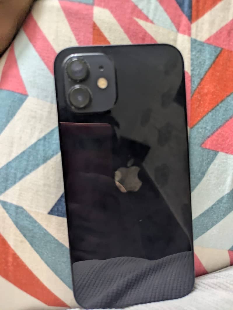Apple iPhone 12 3