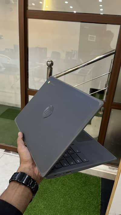 HP Chromebook 11 G8 | 4/32