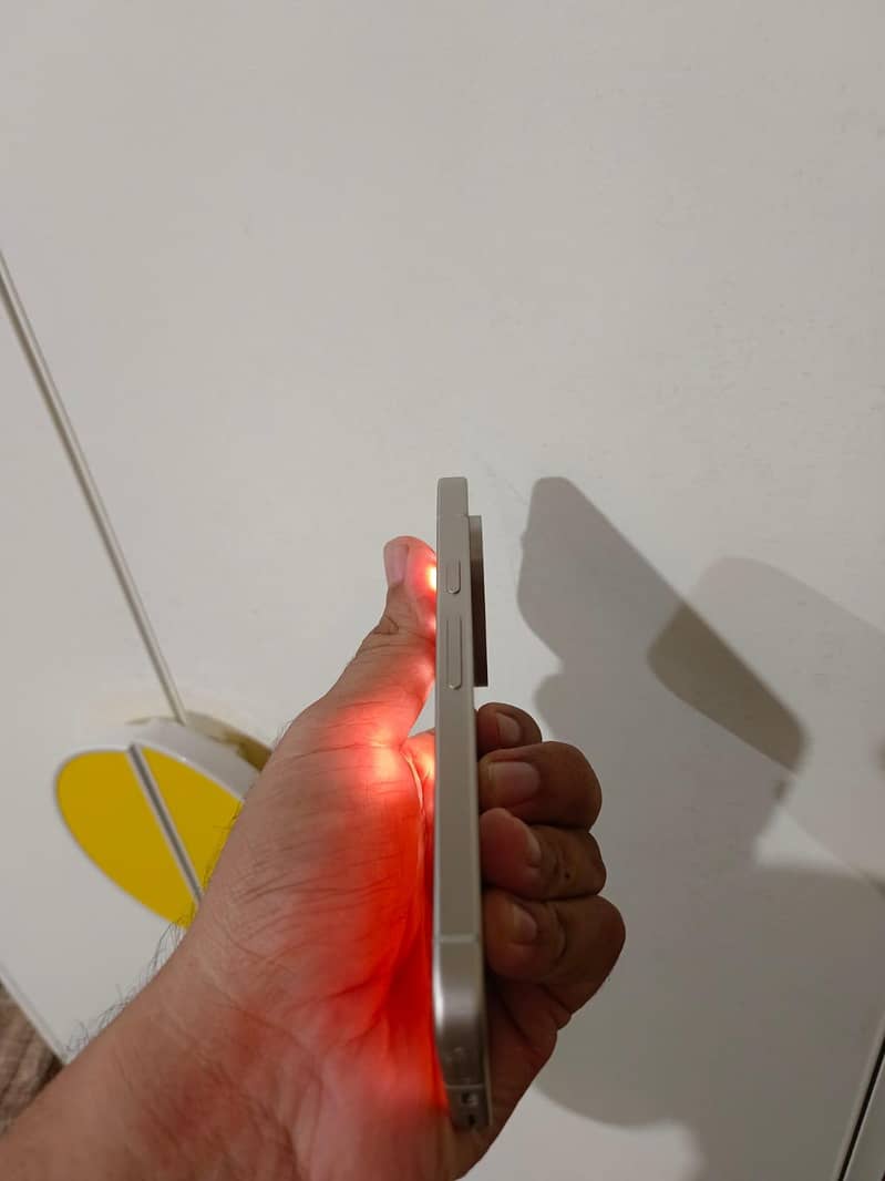 Google Pixel 9 4