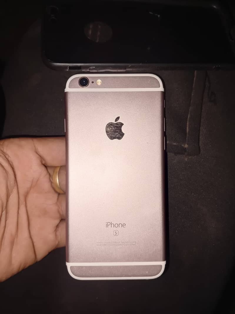 Apple iPhone 6S 1