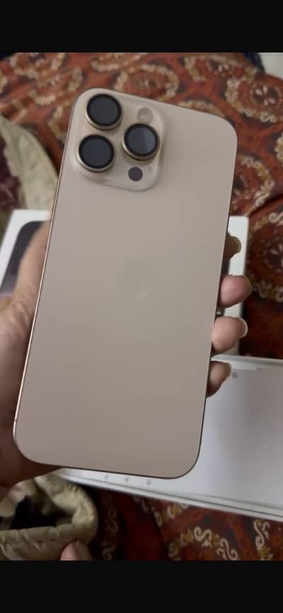 Apple iPhone 16 Pro Max