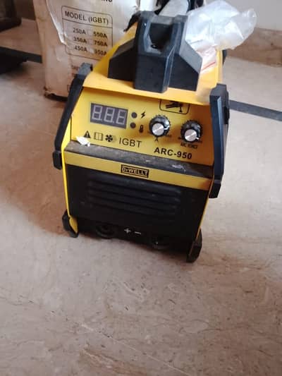 DEWELLT ARC-950 IGBT ARC Welding Machine فروخت کے لیے دستیاب ہے۔