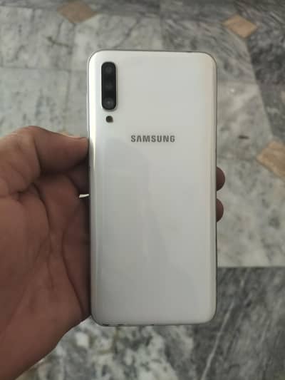 Samsung Mobile A50