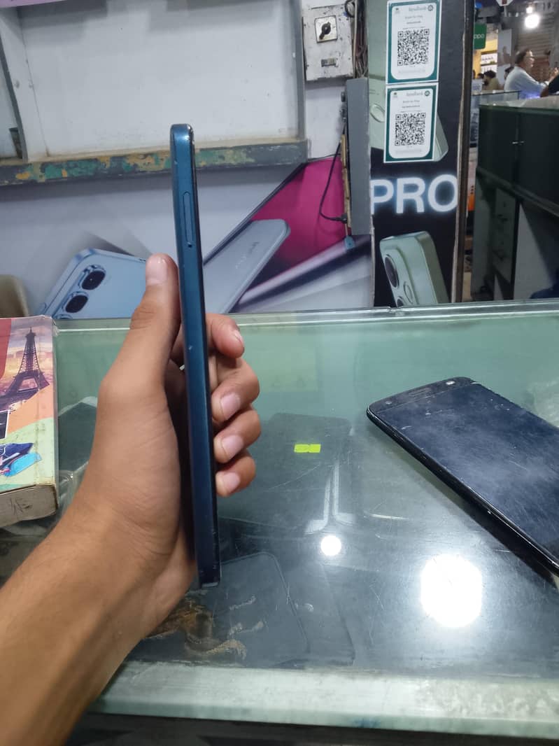 Nokia G100 2