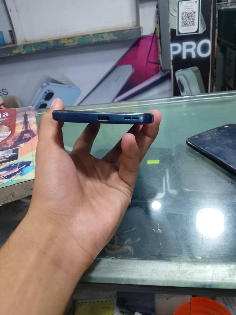 Nokia G100 3