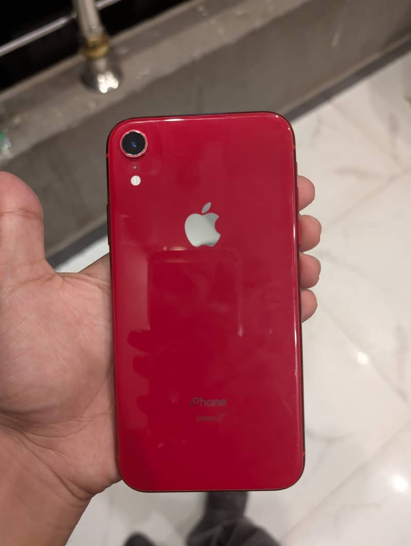 Apple iPhone XR 0
