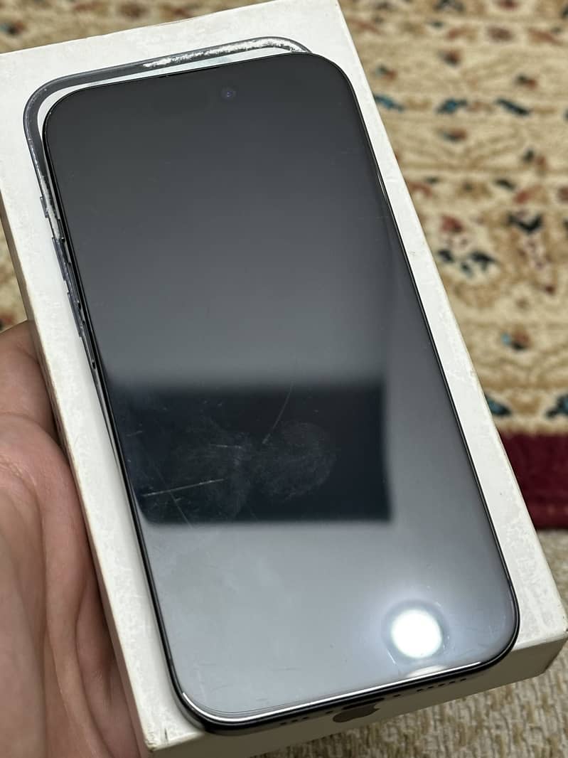 Apple iPhone 15 4