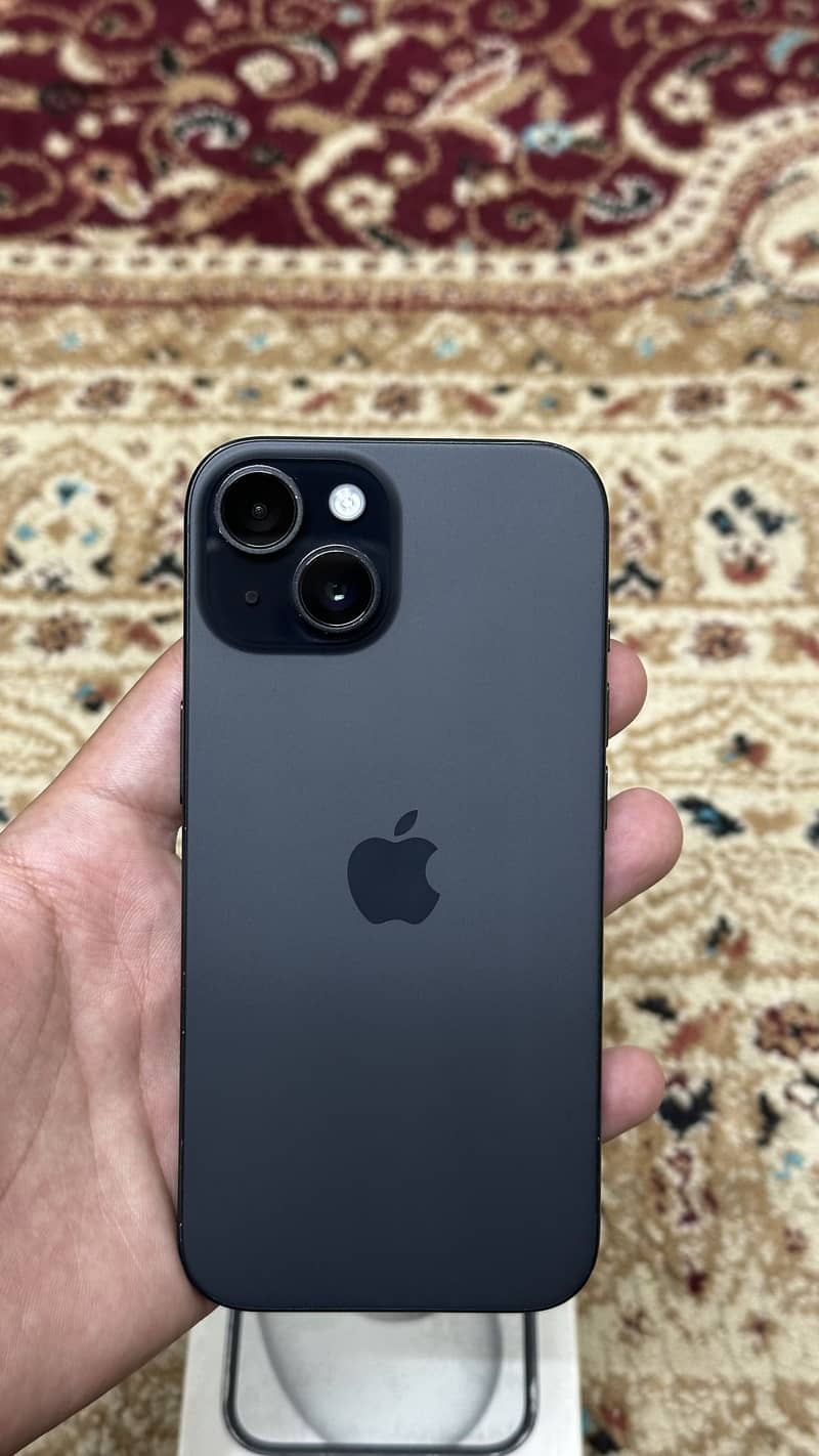 Apple iPhone 15 6