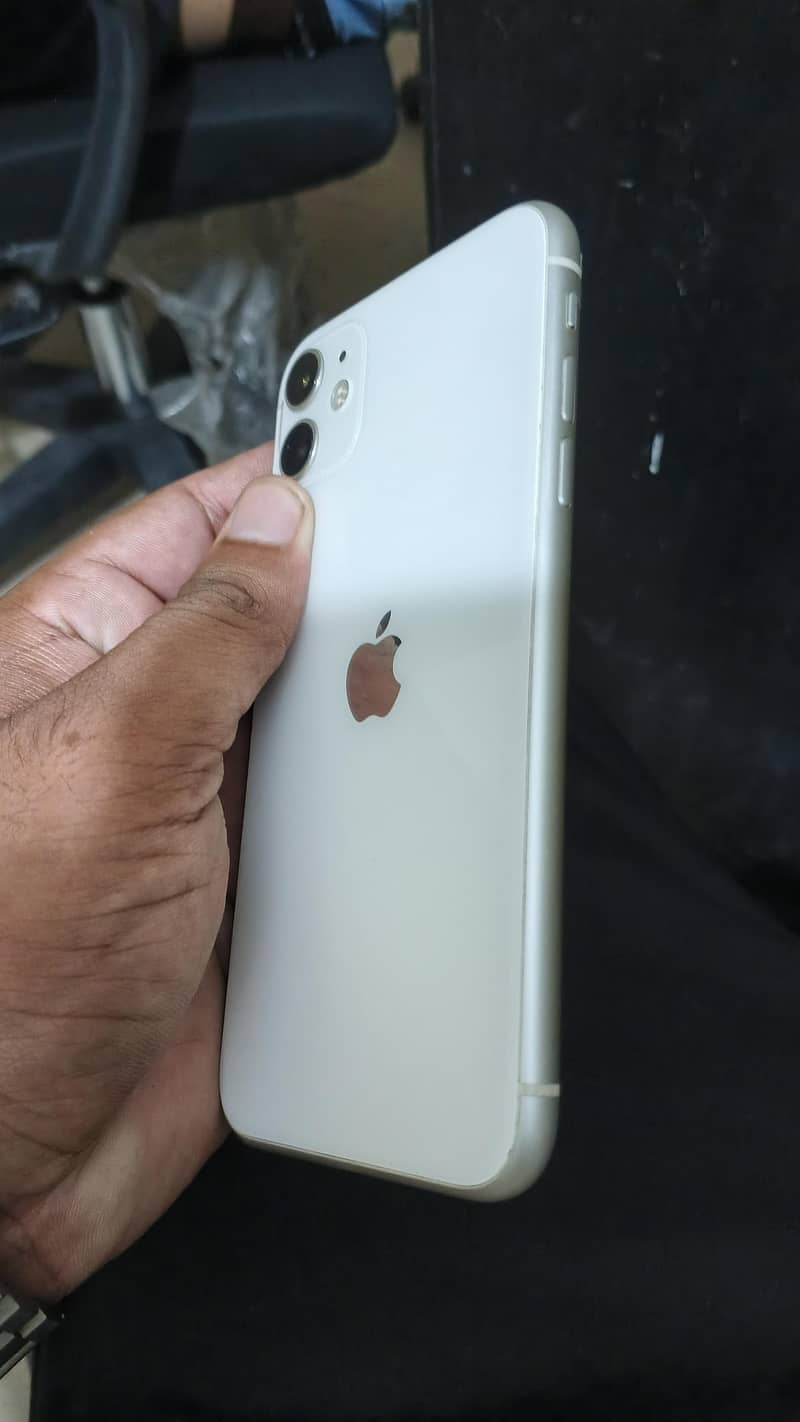 Apple iPhone 11 2