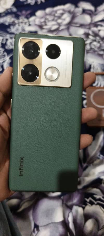Infinix Note 40 Pro