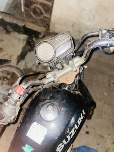 Suzuki GD 110 2014 Model | Black | Good Condition | Original Documents
