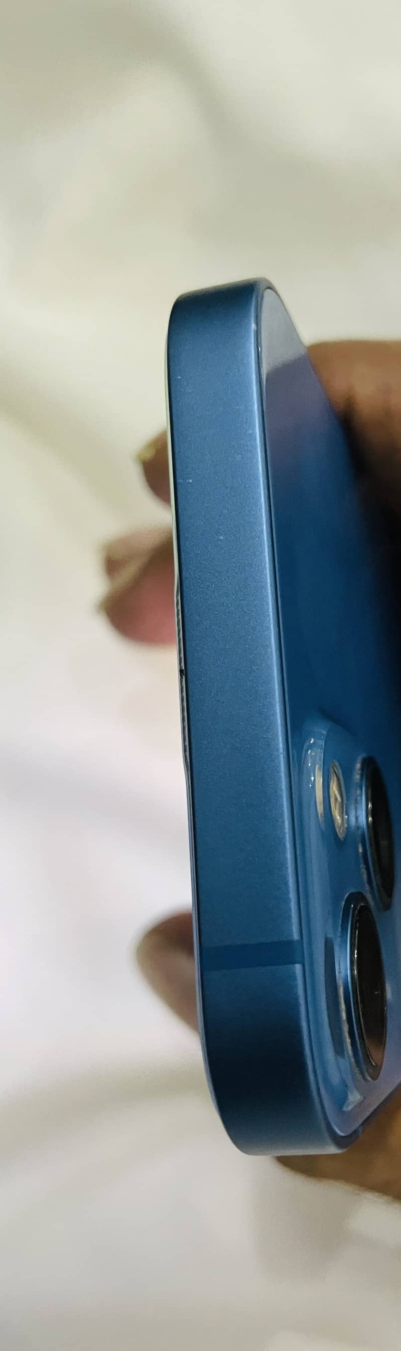 Apple iPhone 13 2