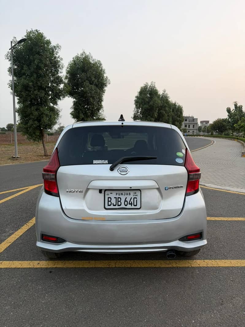 Nissan Note E Power 2017 1