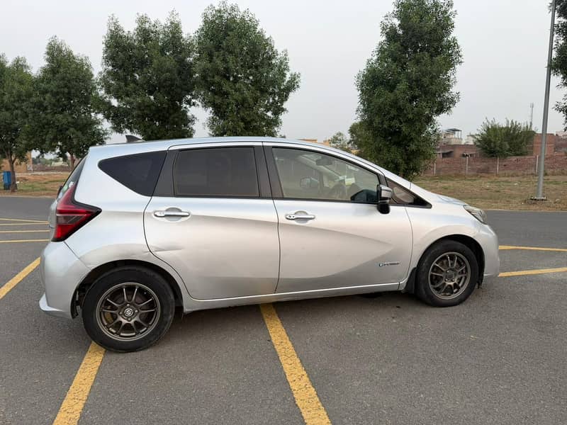 Nissan Note E Power 2017 2