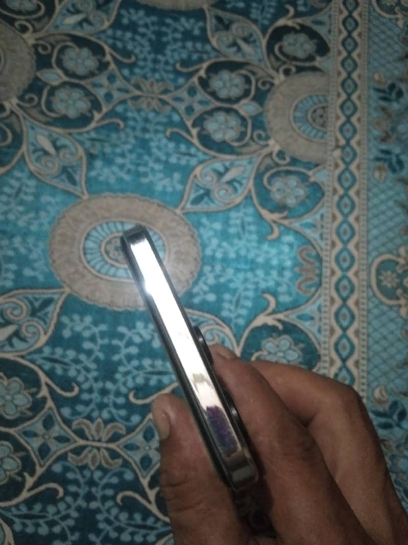 Infinix Note 30 4