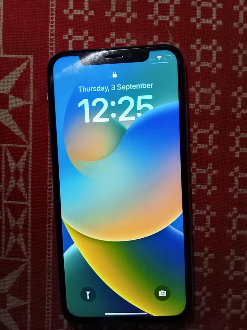 Apple iPhone X 4