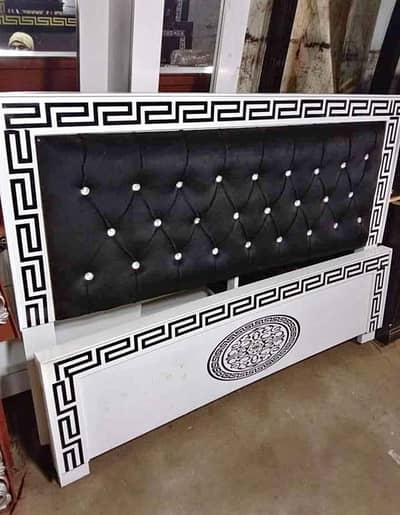 Double bed / bed set / king size bed / wooden bed / bed / Furniture