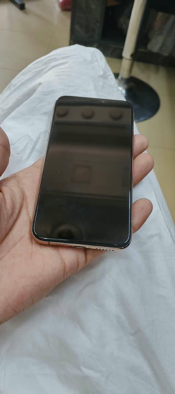 Apple iPhone XS 2