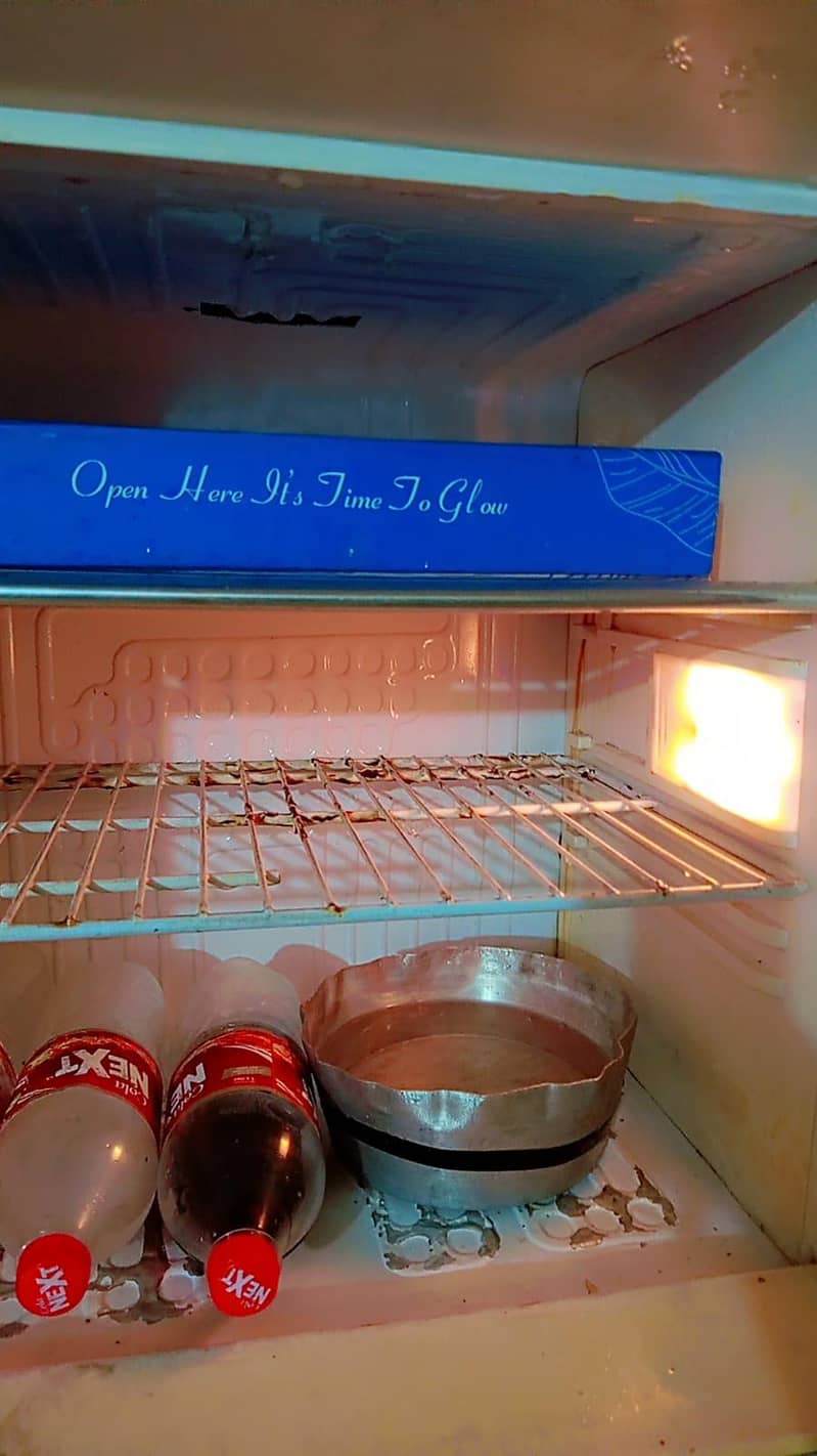 Orient Fridge Medium Size 4
