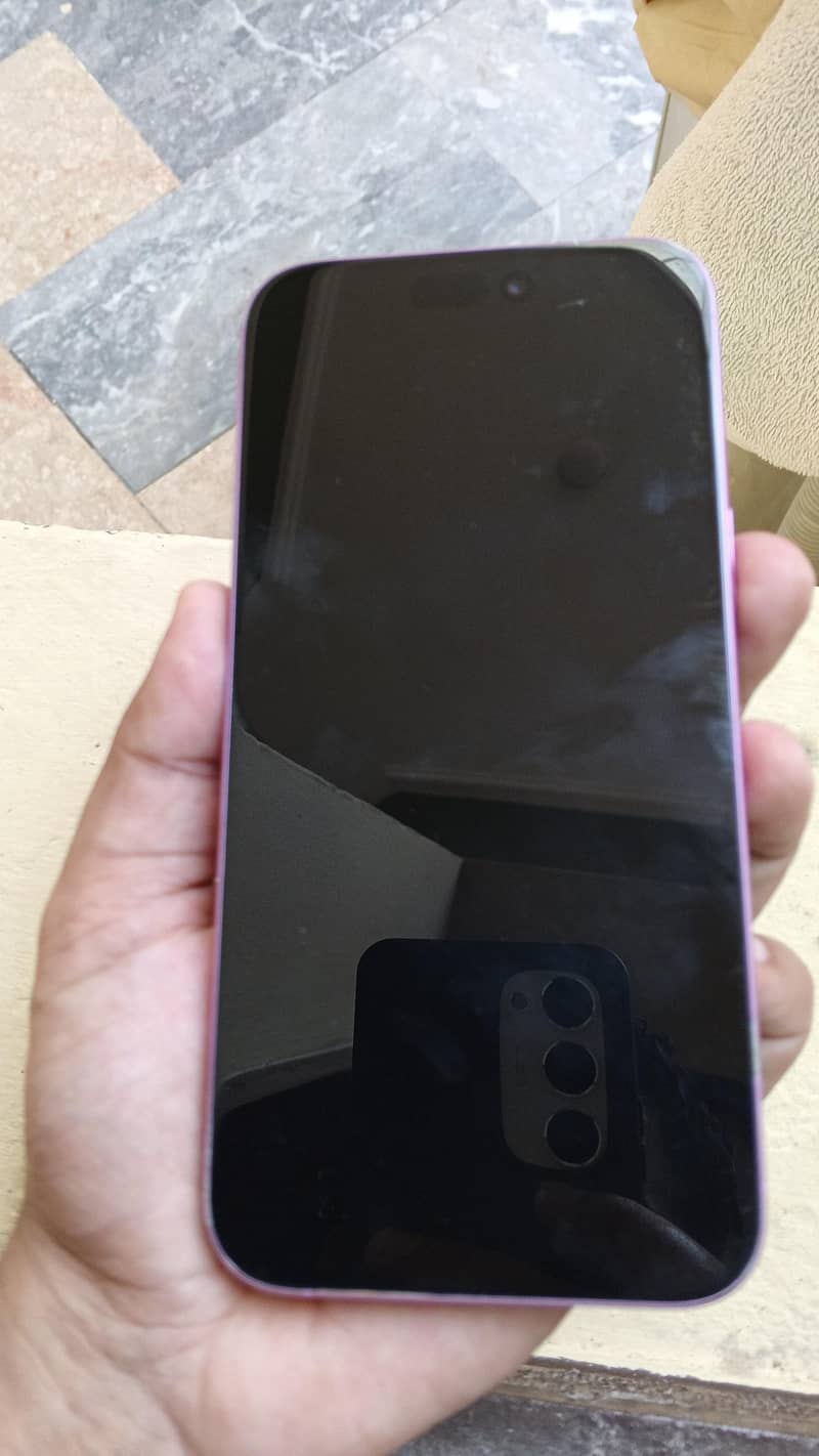 Apple iPhone 16 Plus 4