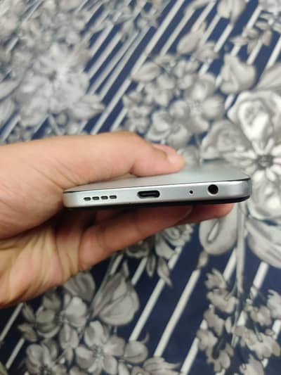 Infinix Hot60i