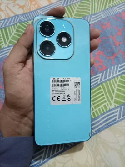 Tecno spark 20 8+8/256 camera 50