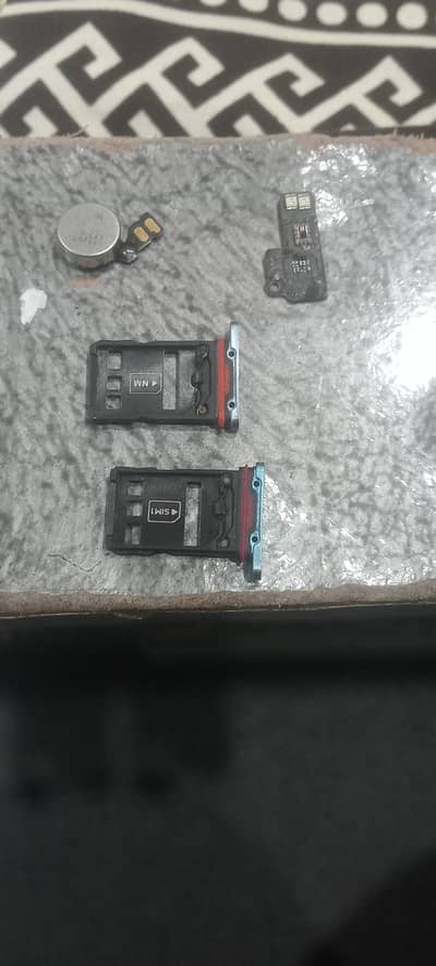 Huawei P30 Pro parts hain only