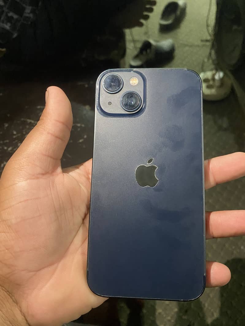 Apple iPhone 13 1