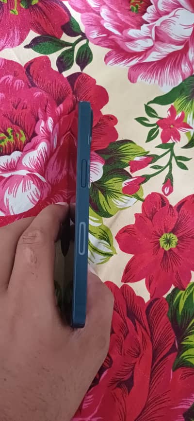 Apple iPhone 13 MDM watepack BH 94