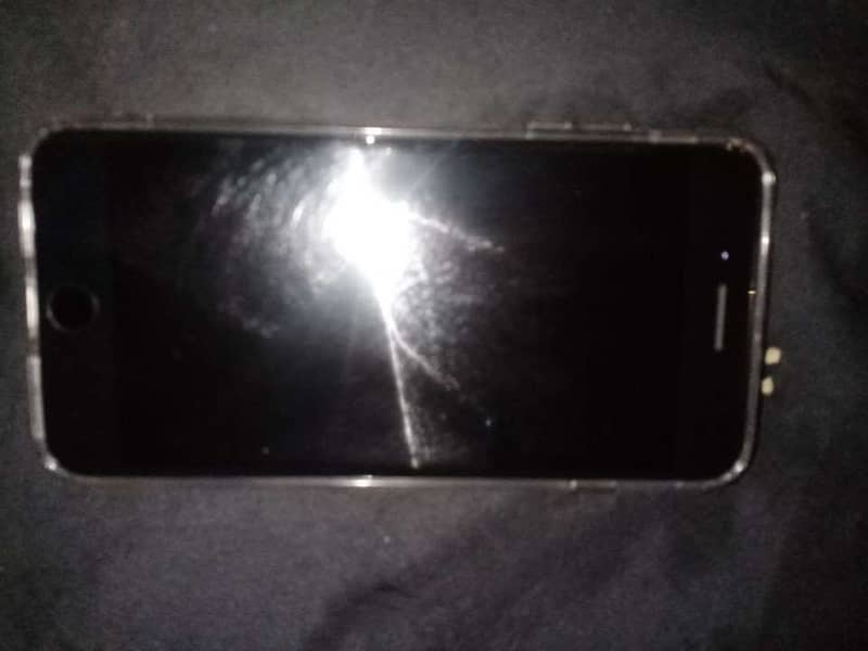 Apple iPhone 7 Plus 2