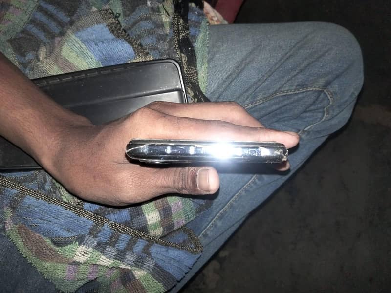 Tecno Camon 18P 5