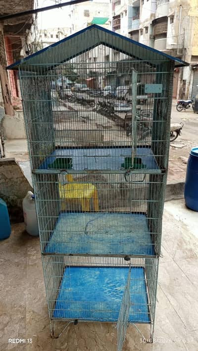 Three portion cage