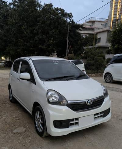 Daihatsu Mira 2015