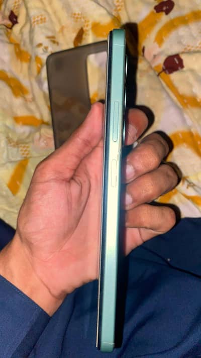 Itel A100