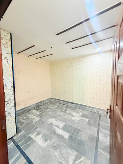 4 Marla 2nd Floor Vip Flate for rent 0333.3333506