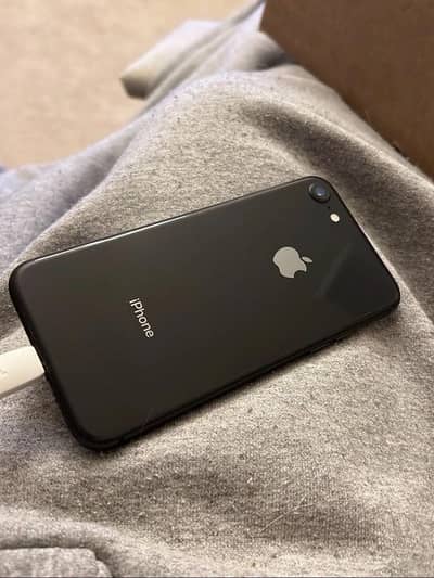 Apple iPhone 8