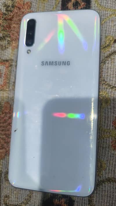 Samsung Mobile A50