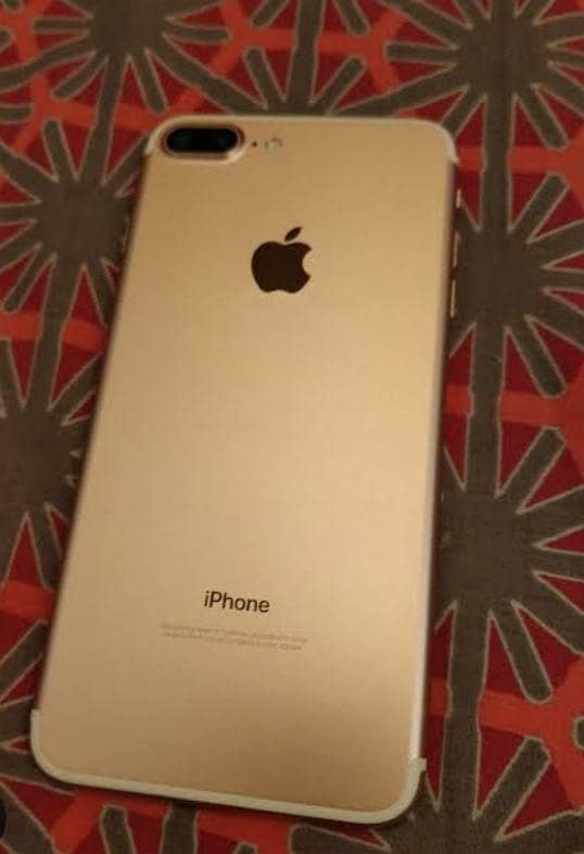 Apple iPhone 7 Plus 0